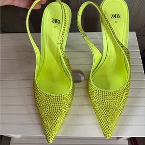 Zara Women's Neon Yellow Embellished Heels